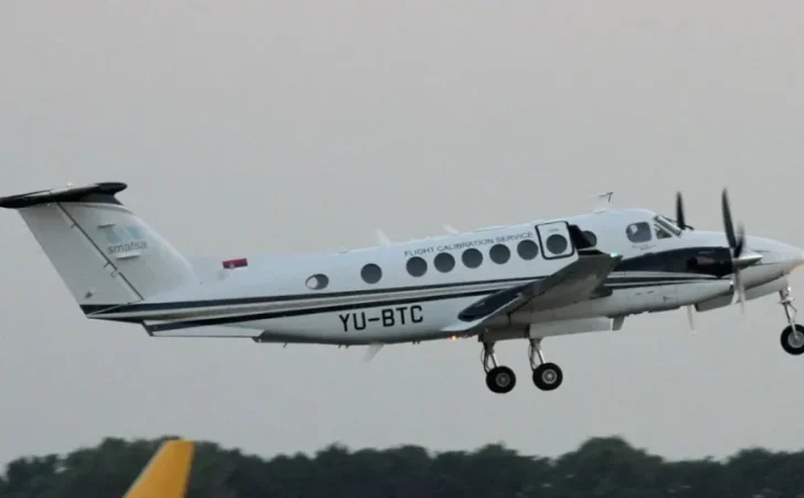 Avion Hawker Beech Super King Air 350 (YU-BTC)